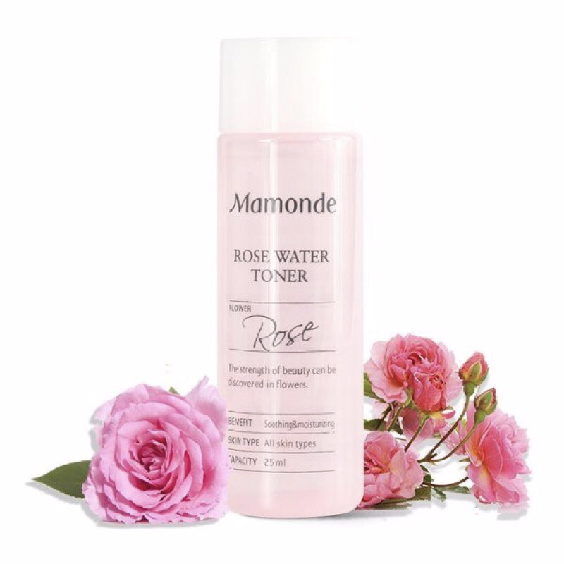 Nước hoa hồng Mamonde Moisture Ceramide Skin Softener được chiết xuất từ tinh chất có trong cây Hibiscus của Hàn Quốc