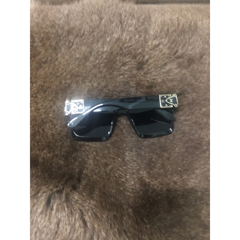 kính mát dòng đặc biệt của lv | BigBuy360 - bigbuy360.vn