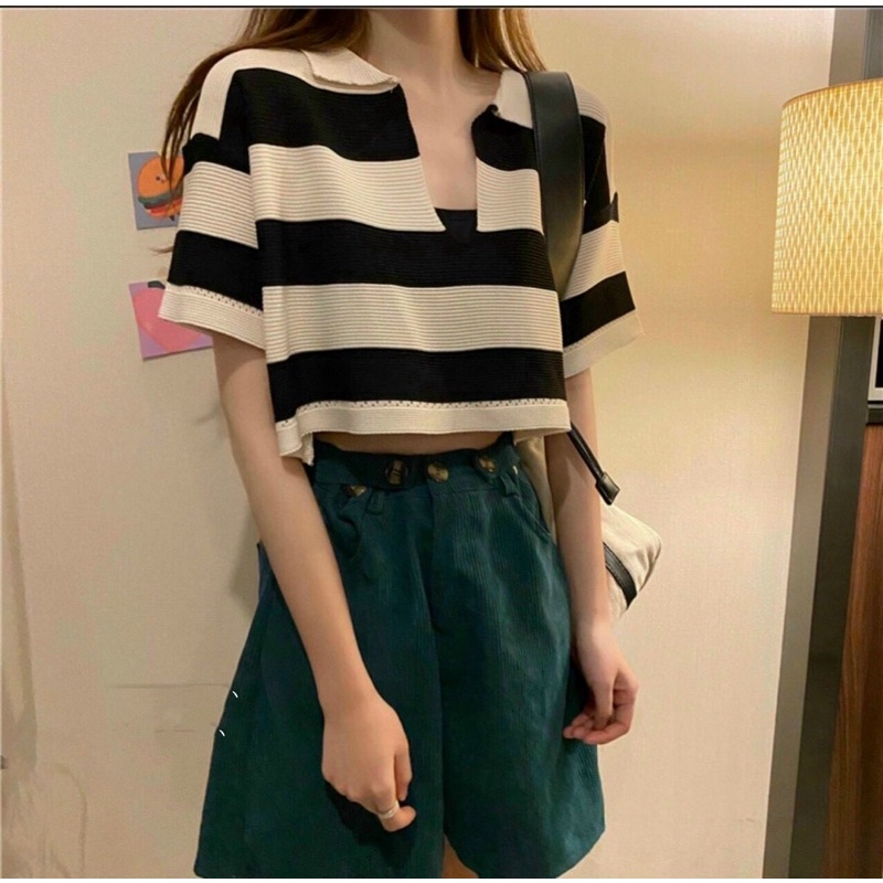 áo croptop sọc đen trắng