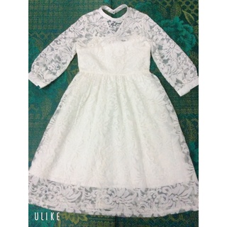 Đầm midi ren hoa Marc (65)