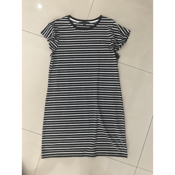 đầm xk xịn t.o.m.m.y size m phom âu