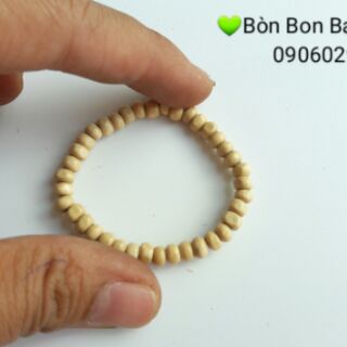 Vòng dâu tằm cho bé sơ sinh