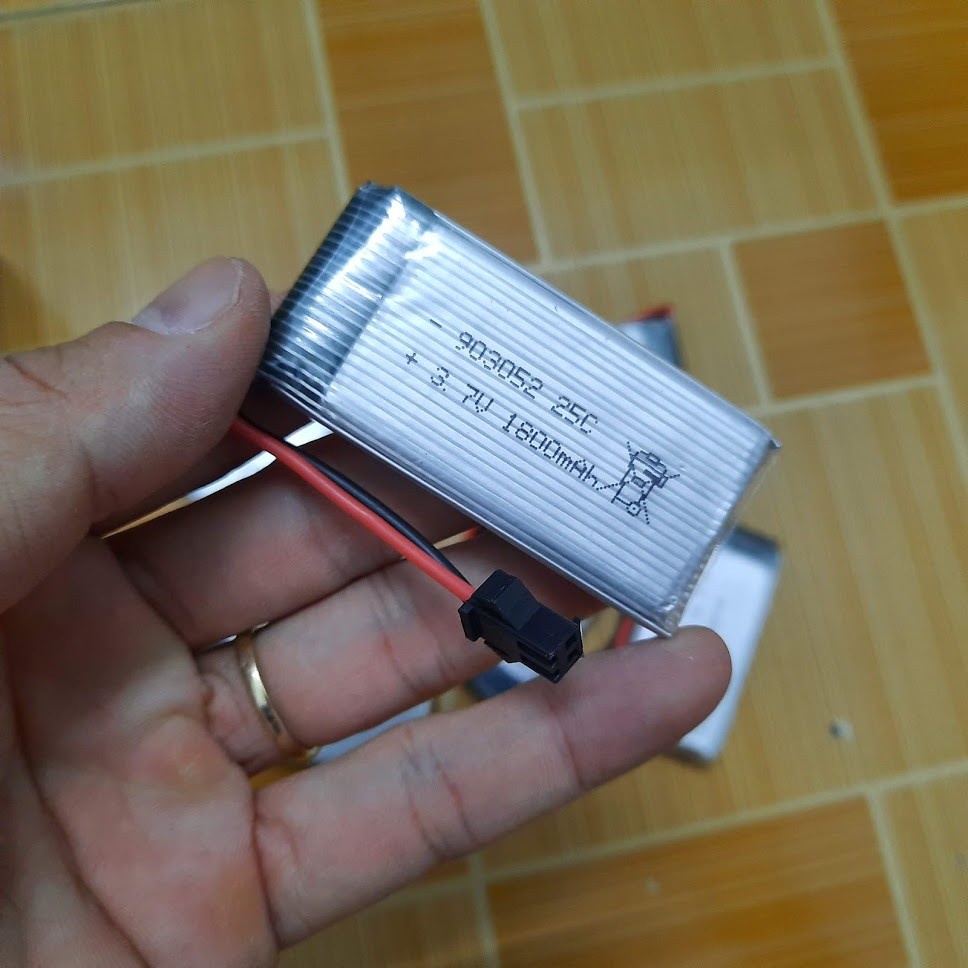 Pin sạc 3.7v 1800mah cổng nối SM dùng cho flycam