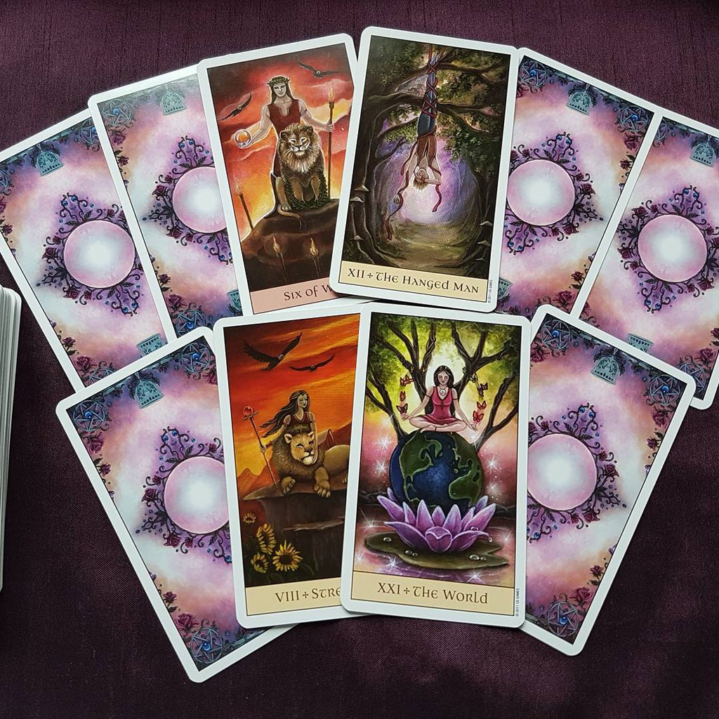 Bộ Bài Crystal Visions Tarot (Mystic House Tarot Shop)