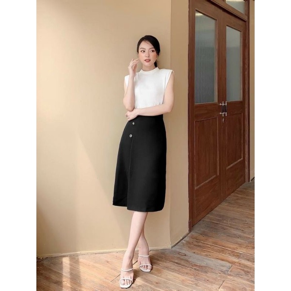 [Docas V50] Chân váy cúc lệch chữ A dáng midi qua gối | BigBuy360 - bigbuy360.vn