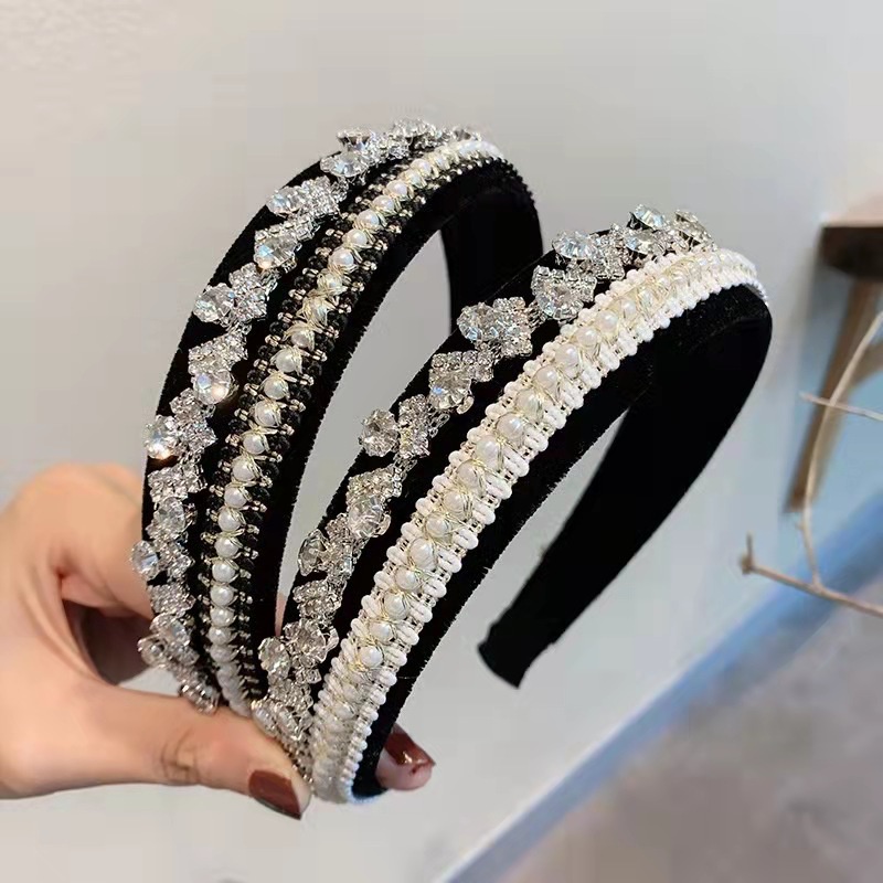 Bờm cài tóc đính đá mix hạt ngọc gia công tỉ mỉ phân khúc cao cấp chỉ có tại Lesmi accessories