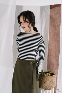 Chân váy chữ A vạt chéo