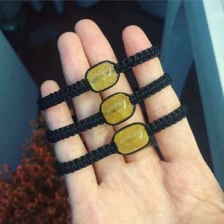 Vòng tay tết lu thống tóc vàng