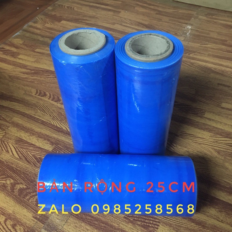 màng bọc PE màu xanh khổ 25cm cuộn 1,2kg lõi 300g