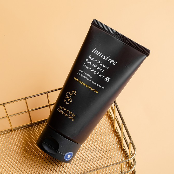 Sữa rửa mặt Innisfree Super Volcanic Pore Micellar 2X đất sét cho da dầu 150g