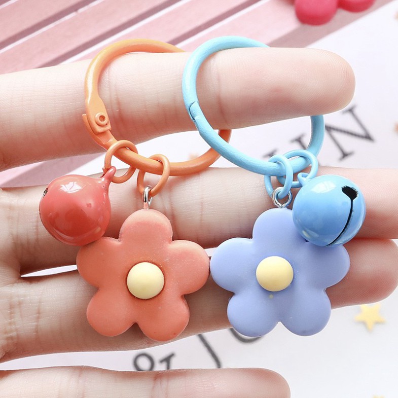 Móc Khóa hình hoa có chuông nhiều màu LT14