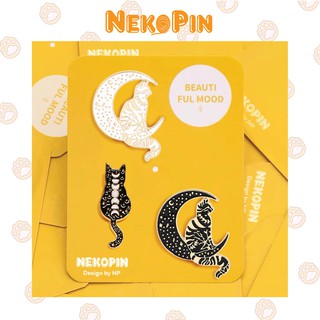 Ghim cài áo NEKOPIN trang trí áo, balo, túi xách hình mèo ngồi mặt trăng P005