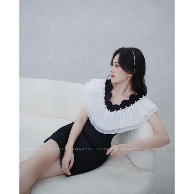 Đầm đen cách điệu sóng phối bèo trắng - Sadie Dress