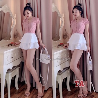 Áo len cổ tim dáng croptop hot hit