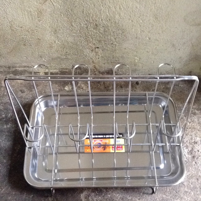 Úp cốc inox 8 cái có khay