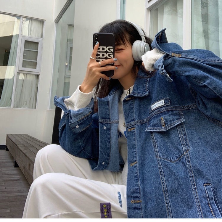 Áo khoác denim dáng rộng phong cách Hàn Quốc thời trang cho nữ 2021