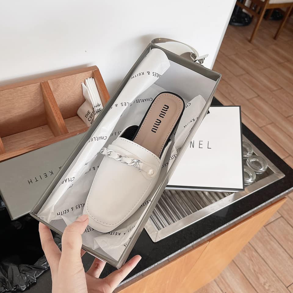 GIÀY SỤC XÍCH DA BÓNG 2 NGỌC SIÊU HOT | BigBuy360 - bigbuy360.vn