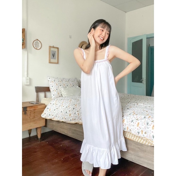 Đầm dây viền bèo hoa AfterBefore