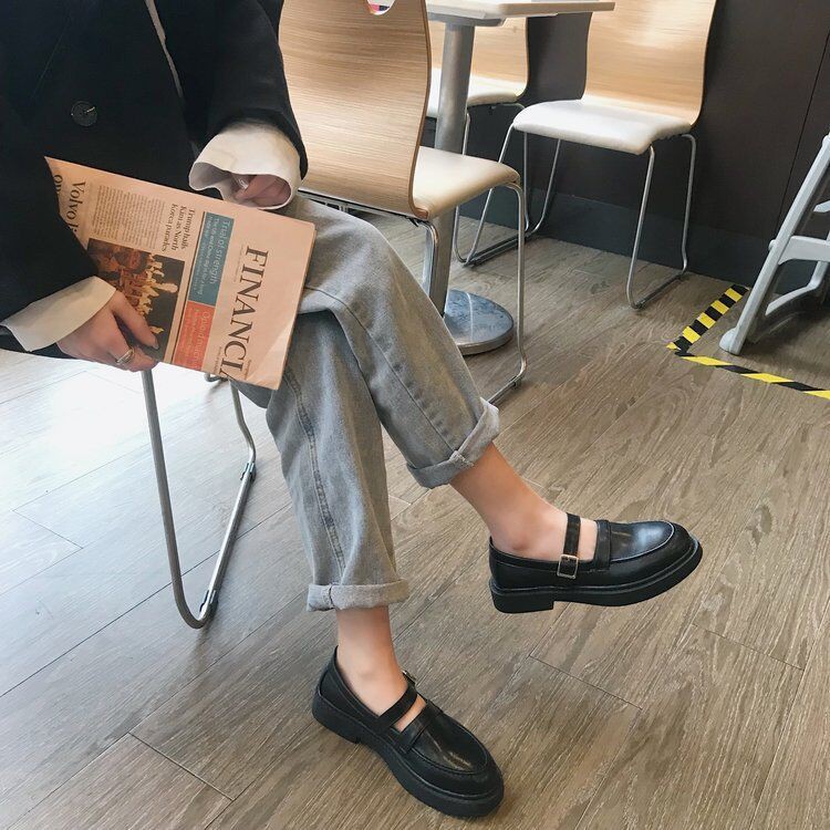 Giày ulzzang nữ cài quai ngang mũi tròn, 2 màu đen và nâu