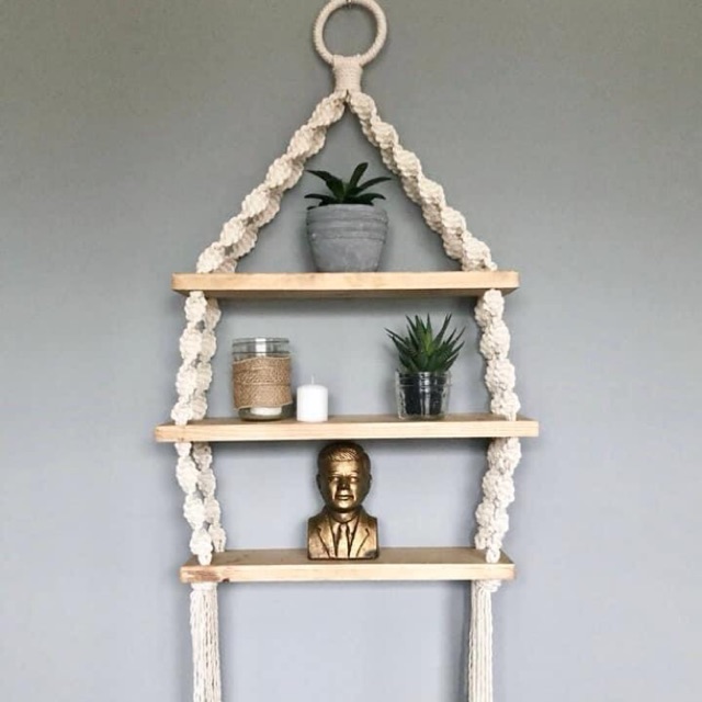 Kệ treo macrame 3 tầng.