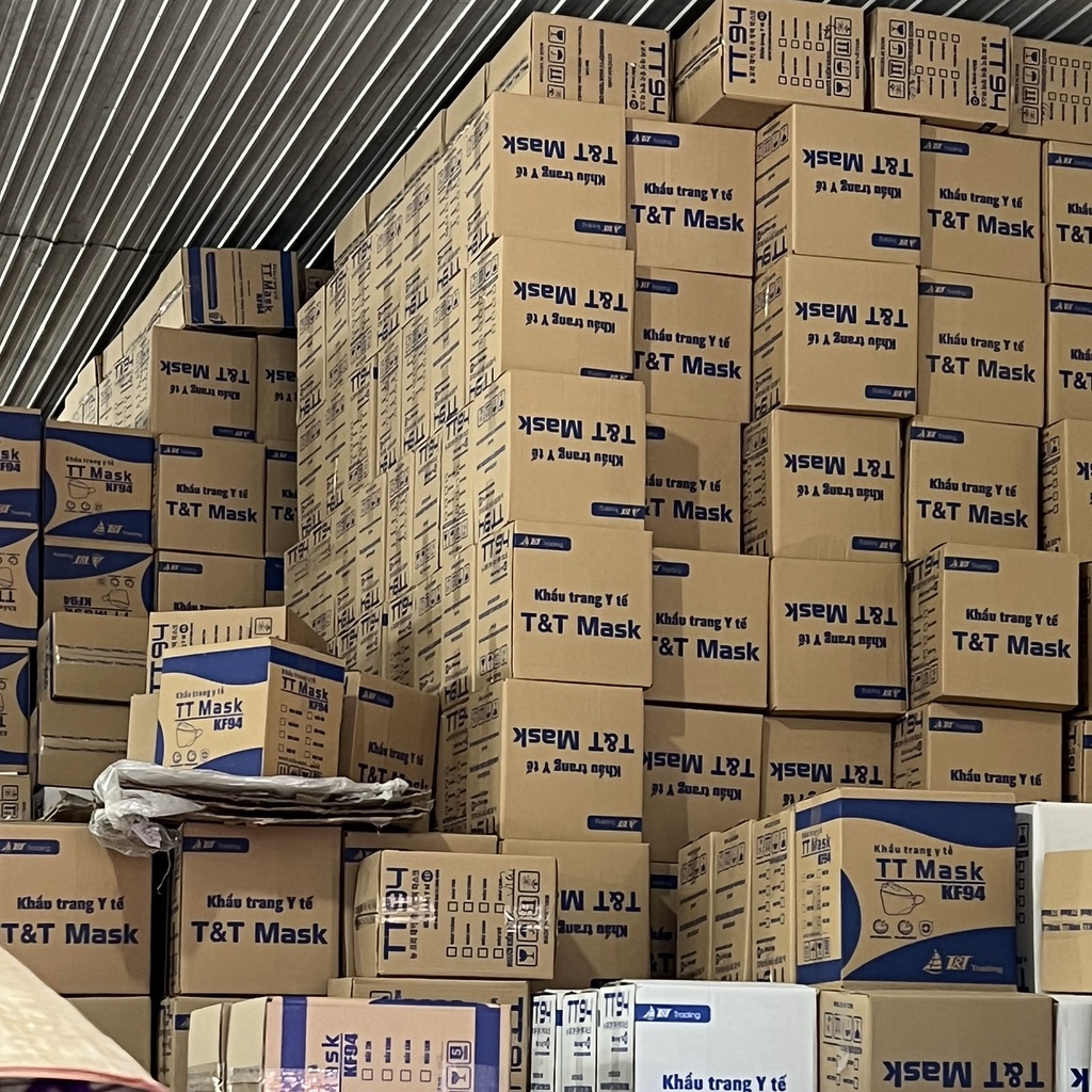 Thùng 300 chiếc khẩu trang y tế 6D MASK vải không dệt SMS Plus 3+, khẩu trang kháng khuẩn chính hãng T&amp;T MASK