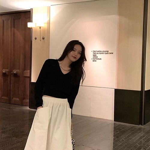 QADCOL Áo dệt kim dài tay dáng ôm phối dây xích thời trang sành điệu dành cho nữ