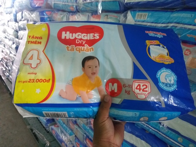 TÃ QUẦN HUGGIE Dry Size M cho bé (6-11kg) loại 74 miếng, 54 miếng
