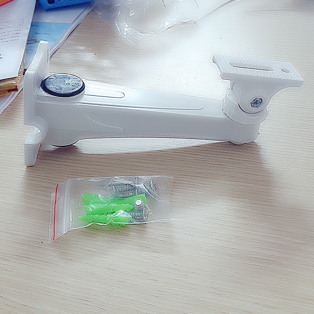 Chân đế camera ngoài trời  cho camera IP dahua, yoosee, carecam, v380  kèm ốc bắt vào camera