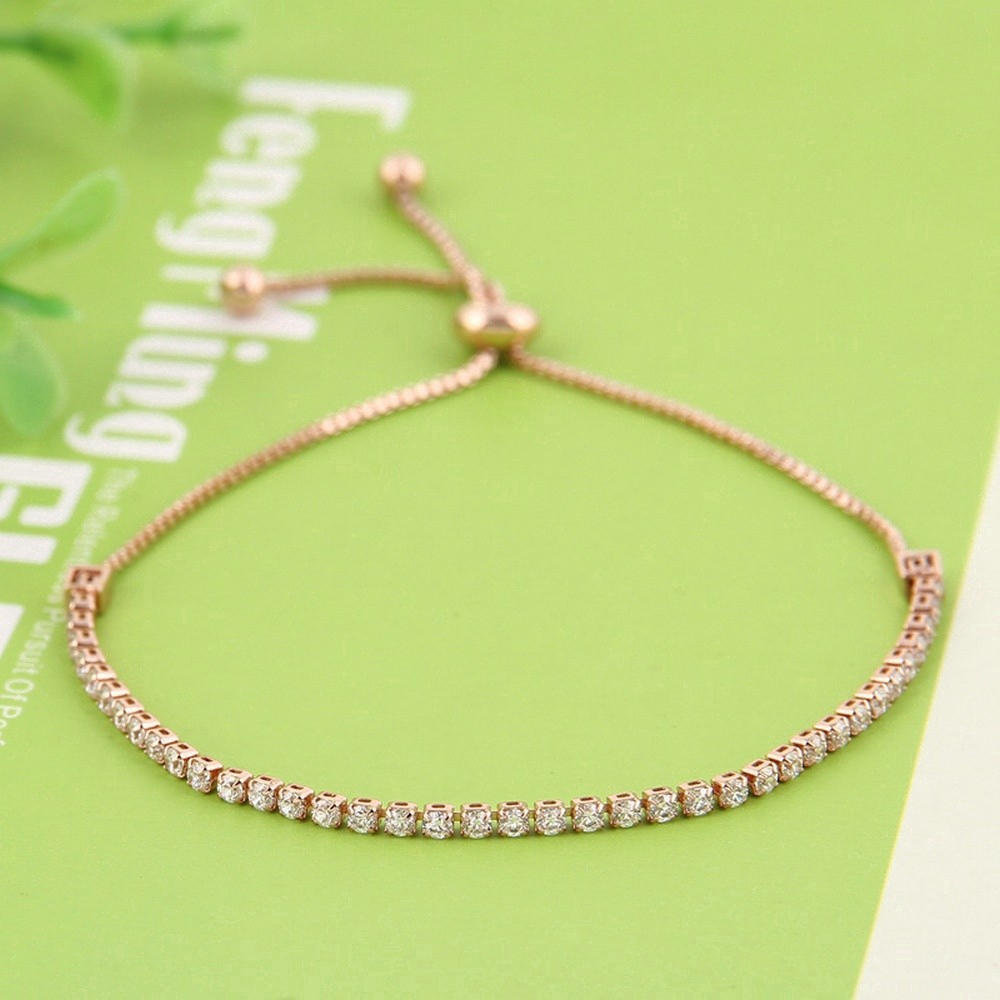 Vòng đeo tay hợp kim đính đá xinh xắn