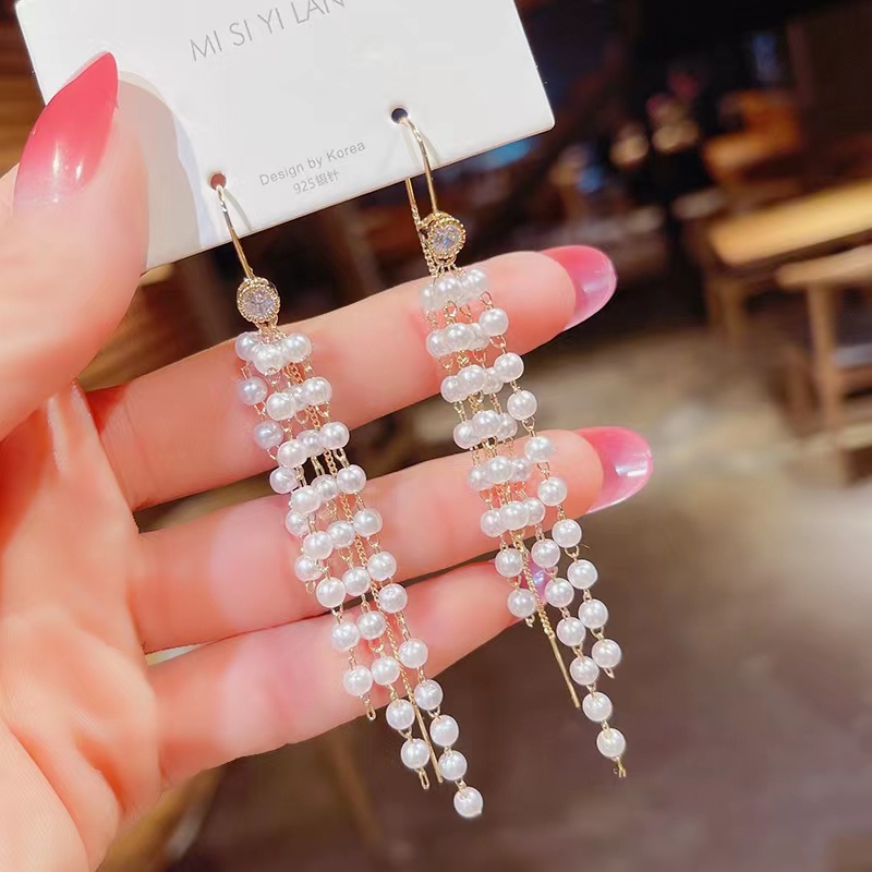 Khuyên Tai Dáng Dài Đính Đá Phối Tua Rua Thời Trang Hàn Quốc Mới Cho Nữ