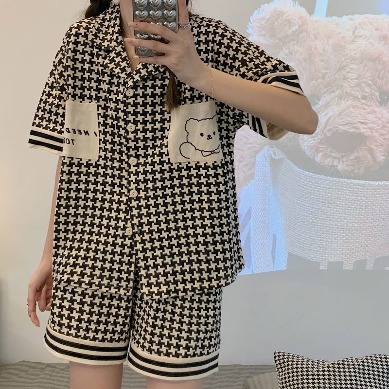 Bộ đồ ngủ ngắn tay in hoạt hình đáng yêu phong cách Hàn Quốc