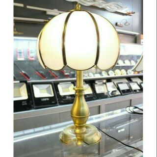 Đèn ngủ trang trí để bàn bằng đồng nguyên chất kích thước 45x40cm
