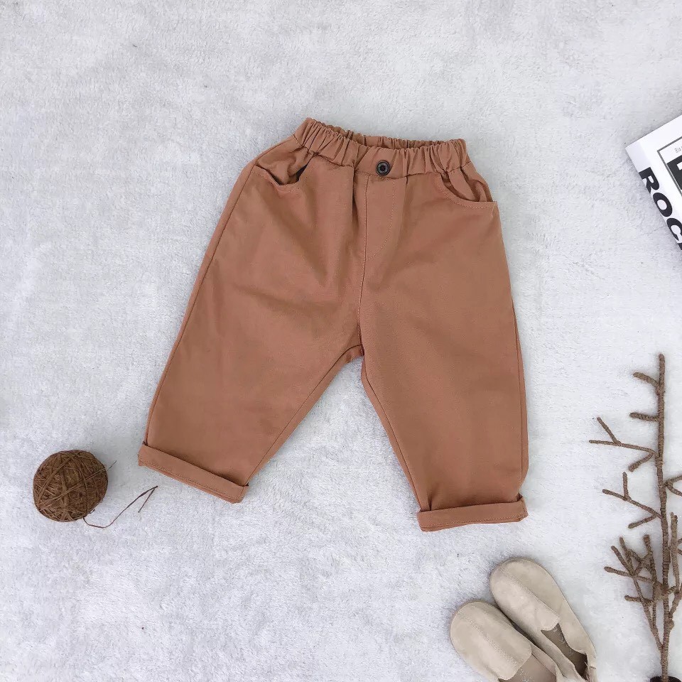 Quần kaki phong cách Hàn