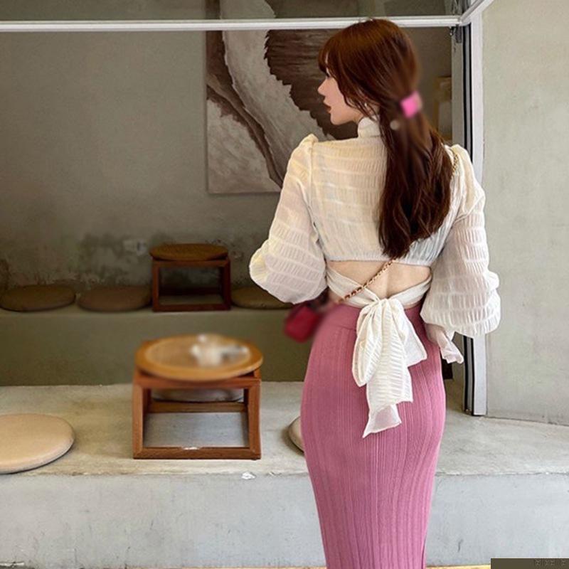 Áo sơ mi tay dài phối nơ hở lưng phong cách Hàn Quốc cho nữ