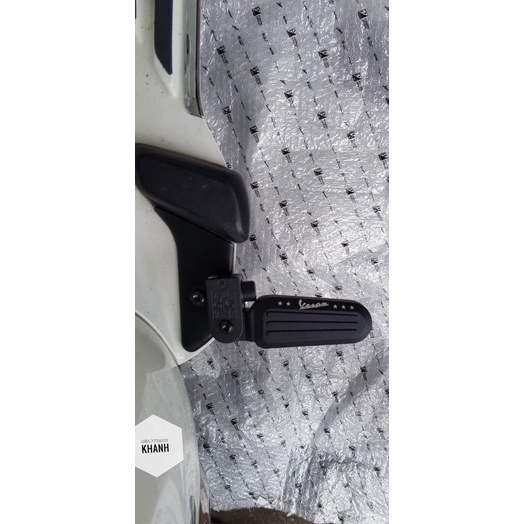Gác chân vespa, gác chân BẤM v2  vespa print / primavera - phụ tùng vespa