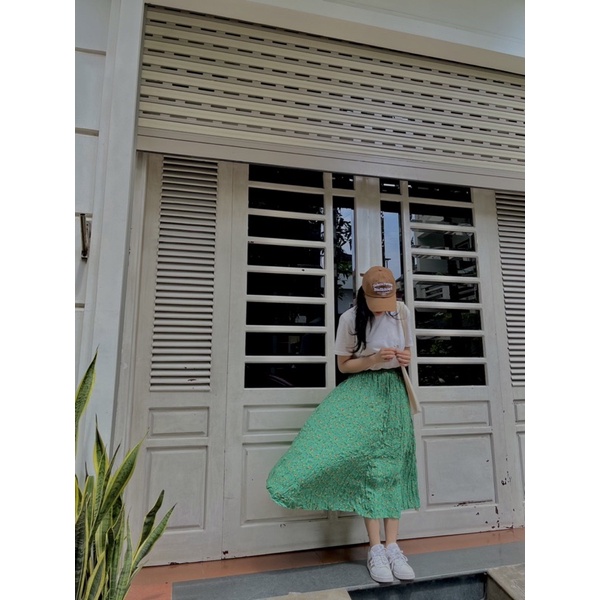 Chân váy hoa nhí vintage Hàn Quốc dày dặn dáng dài