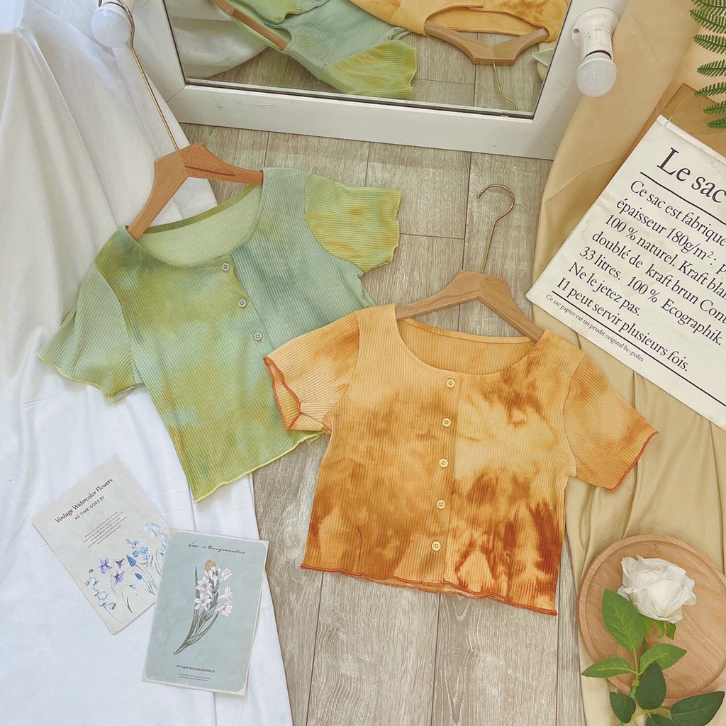 áo croptop hàng nút màu loang rằn ri xinh
