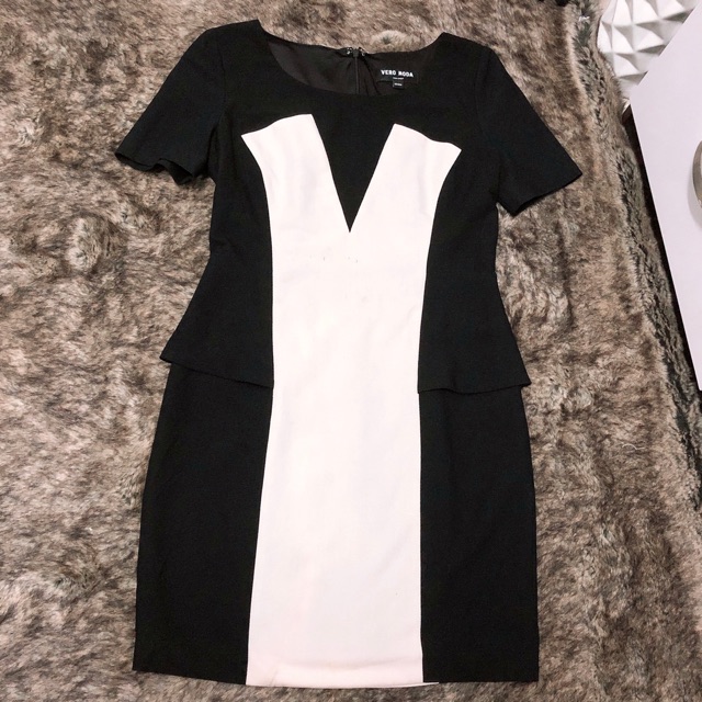 Thanh lý đầm hiệu