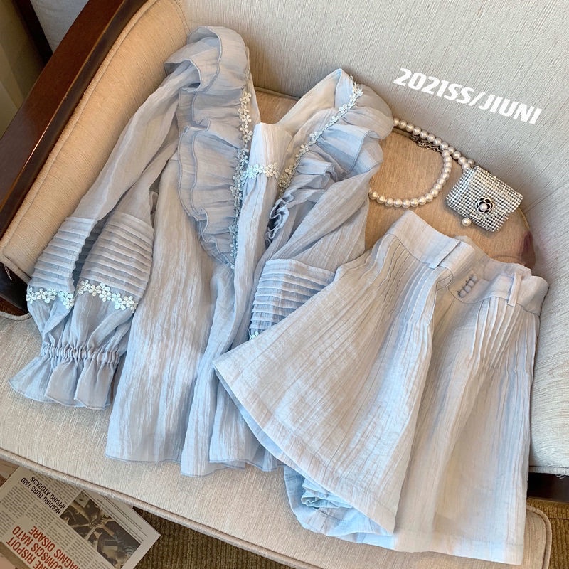 Set quần viền hoa nhí màu xanh yêu | BigBuy360 - bigbuy360.vn