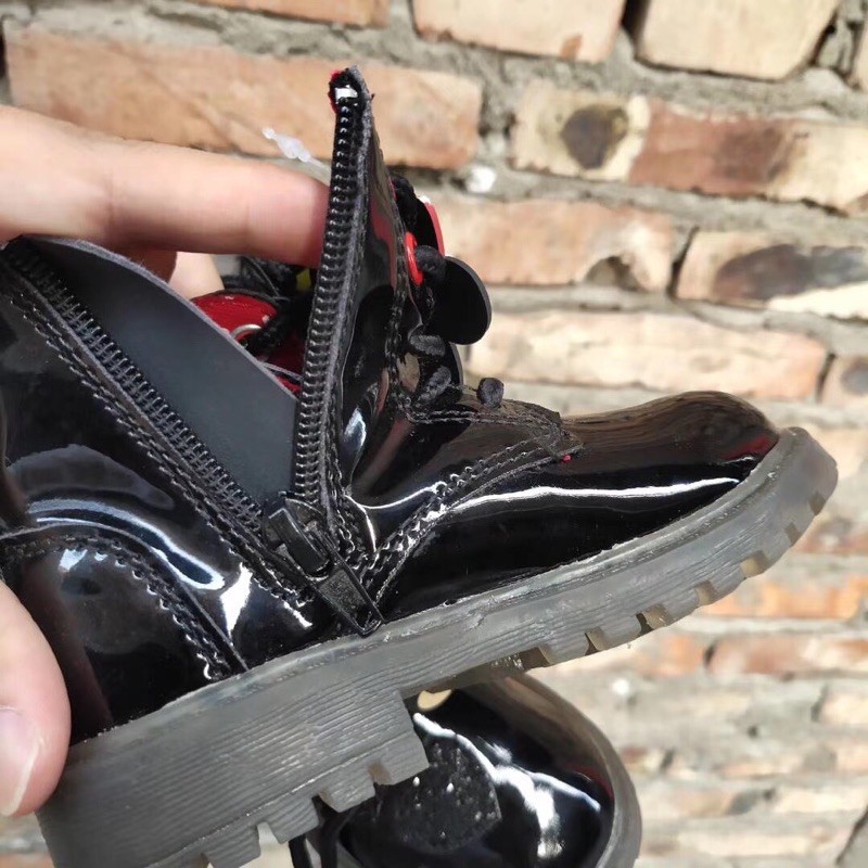 Boot Mickey Primark dư xịn
