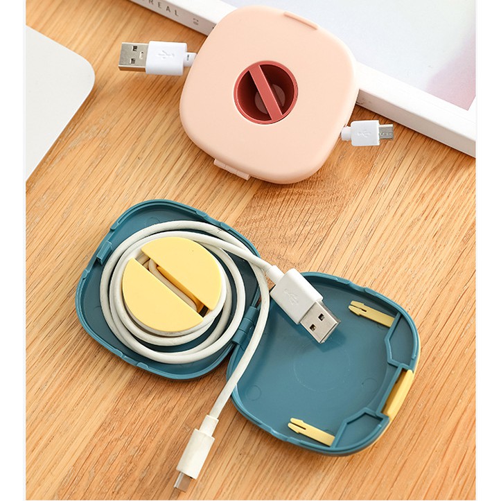 Hộp Đựng Cáp Sạc / Tai Nghe Xoay Được