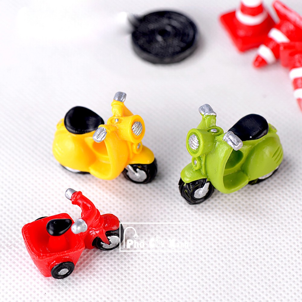 Xe Vespa - Phụ kiện trang trí cho cây xanh để bàn làm việc, mô hình trang trí cho bể cá, tiểu cảnh