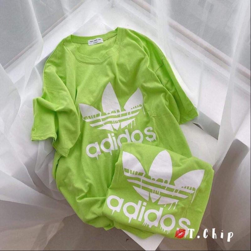 ÁO PHÔNG NỮ GIẤU QUẦN FORM RỘNG NỮ TAY CỘC DẬP NỔI LOGO ADI..DAS | BigBuy360 - bigbuy360.vn