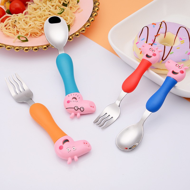 Muỗng nĩa bằng thép không gỉ có chuôi hình chú heo peppa cho bé