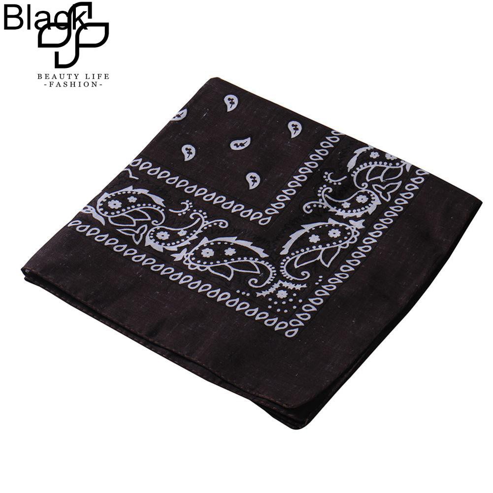 Khăn tay vuông hoạ tiết