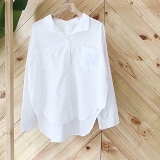 Áo oversize trắng 2 cổ (mới)