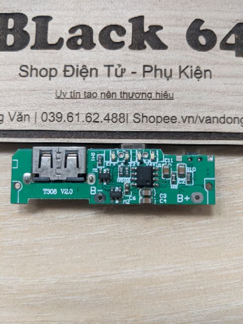 Box sạc dự phòng dùng pin lipo