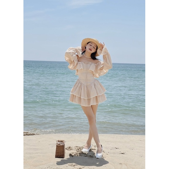 Sandy Dress váy trễ vai màu nâu xoè xếp tầng