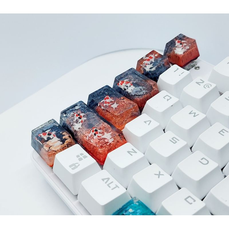 Set keycap resin cá koi tone đen đỏ trang trí bàn phím cơ gaming.