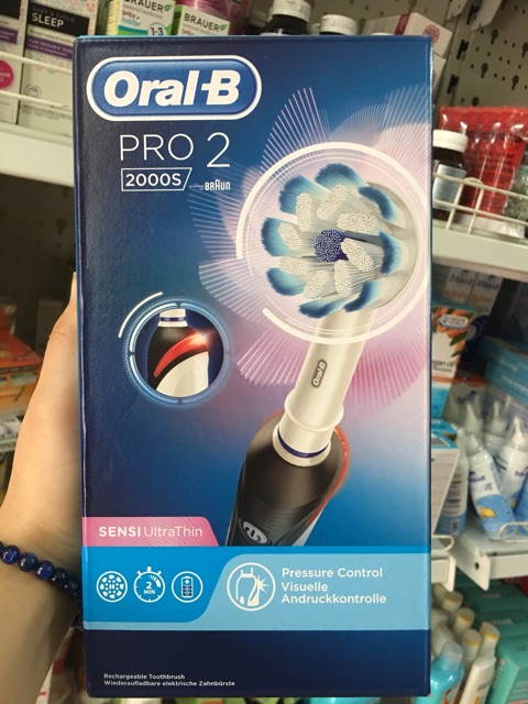 Bàn chải điện oral-b Pro 2 2000s hàng chính hãng made in Germany | BigBuy360 - bigbuy360.vn